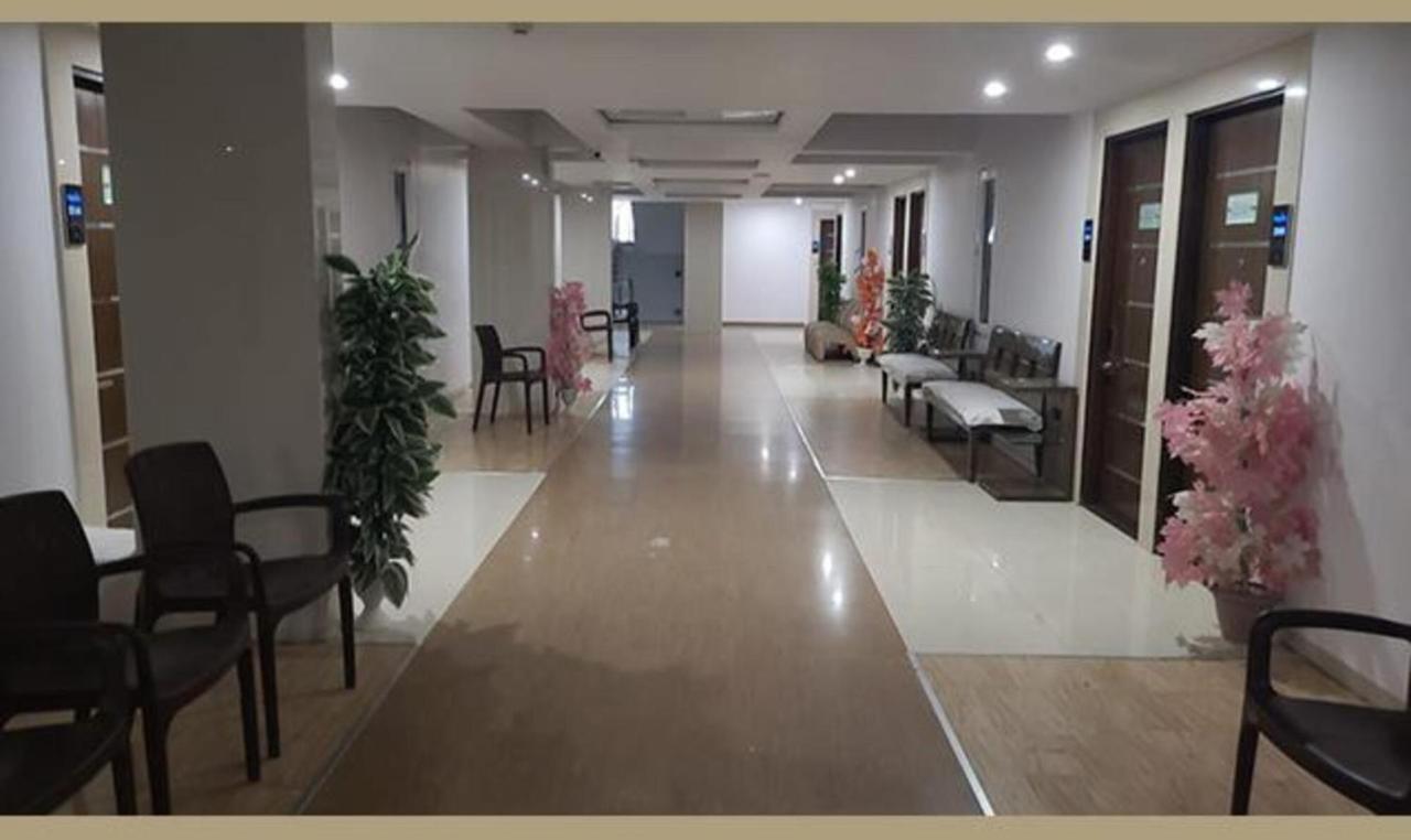 ואדודרה Fabhotel Prime Sapphire Regency מראה חיצוני תמונה